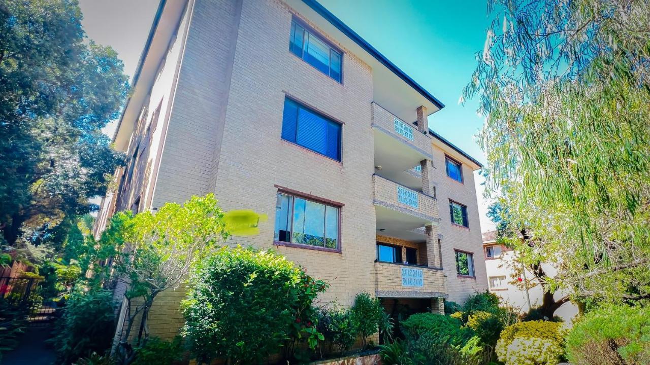 Апартаменти Carlton 3 Beds Unit - Free Parking Сідней Екстер'єр фото